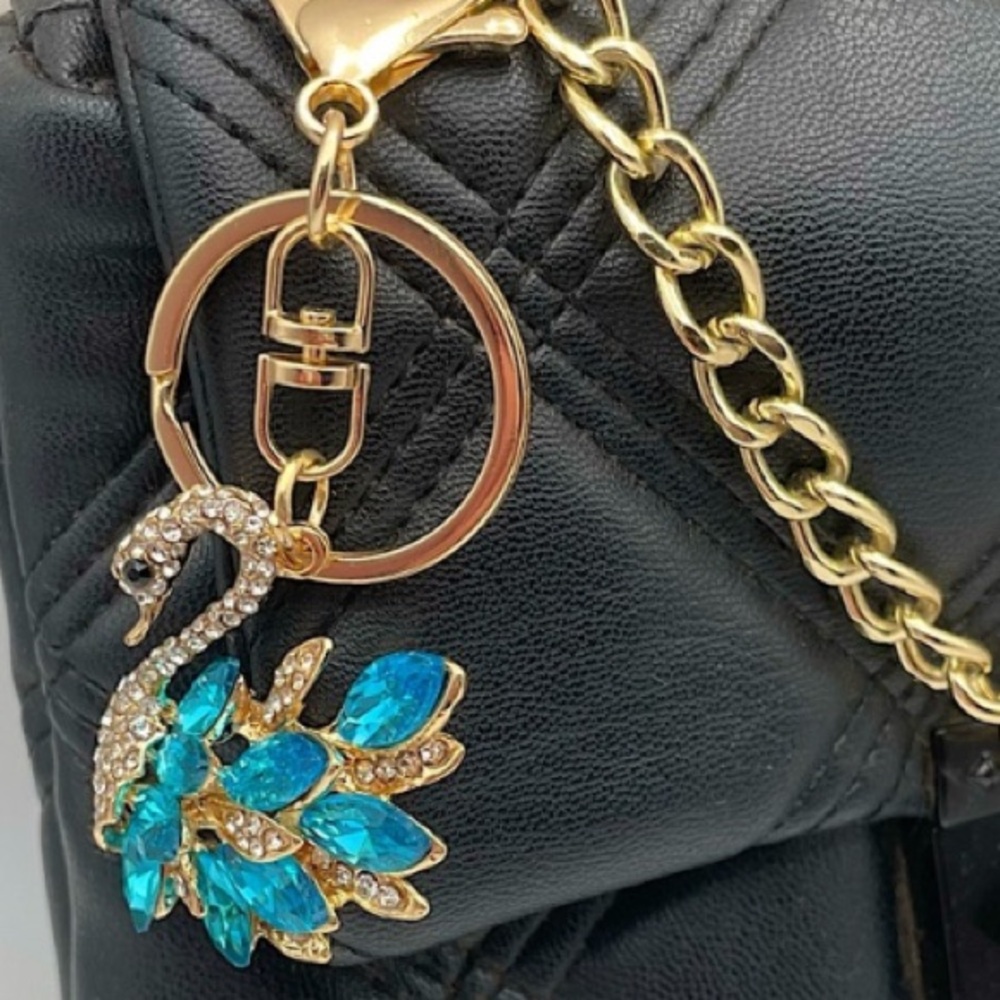 crystal swan purse/bag Keychain